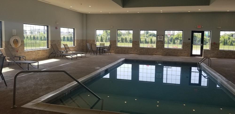 Staybridge Suites Toledo - Rossford - Perrysburg By Ihg المظهر الخارجي الصورة