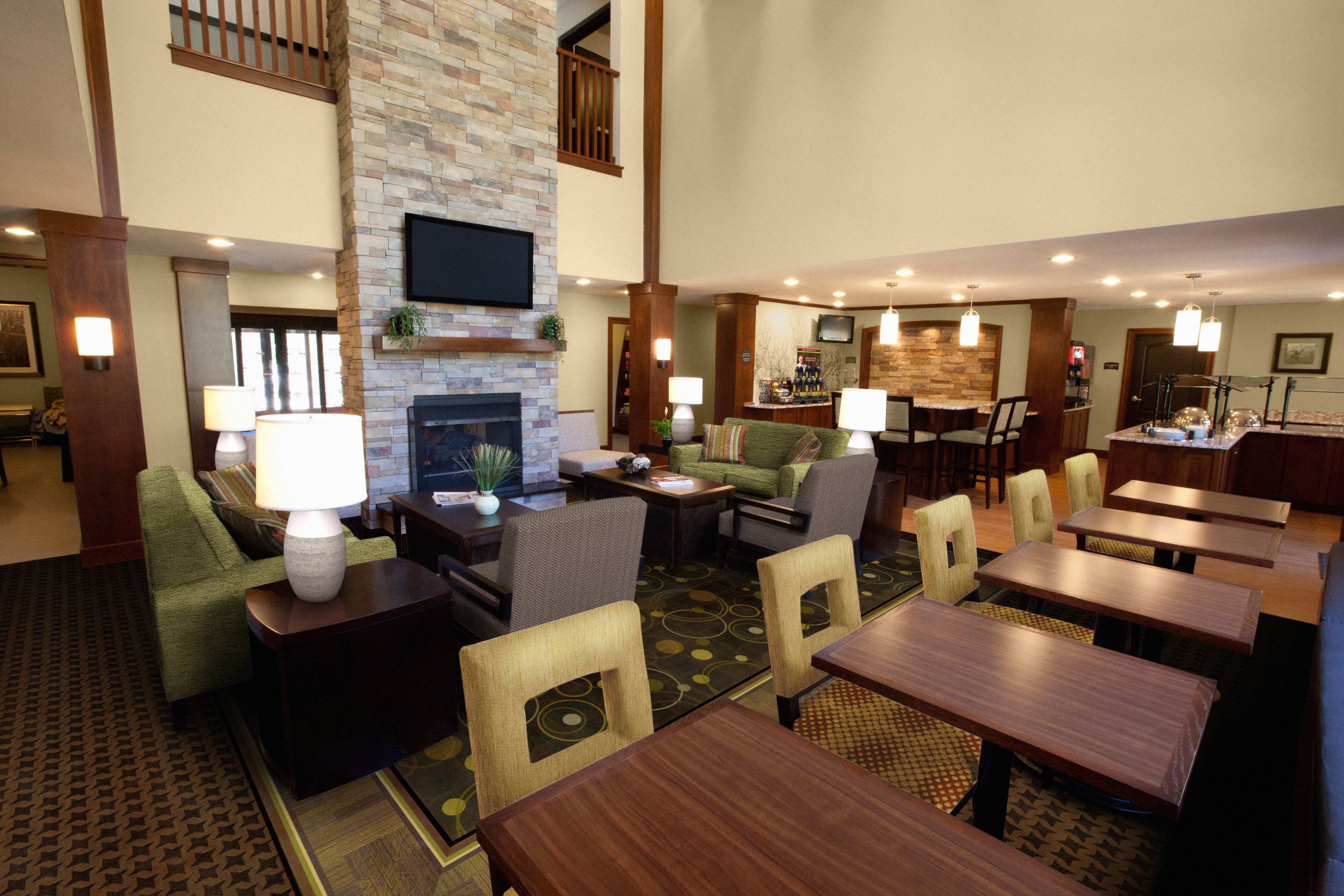 Staybridge Suites Toledo - Rossford - Perrysburg By Ihg المظهر الخارجي الصورة